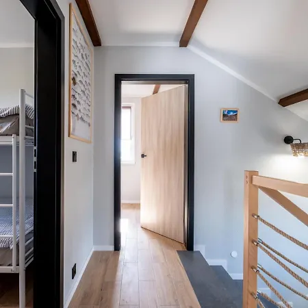 Bursztynowa Przystan 18 * וובה